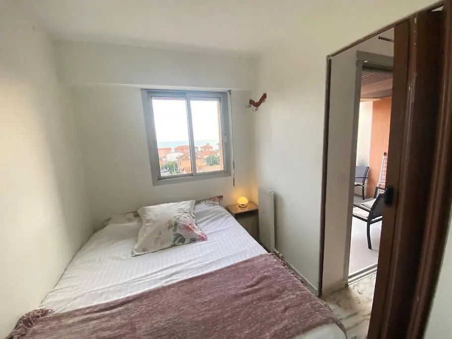 2 Room Flat With Sea View, Private Parking, Swimming Pool, And Ac Cagnes-sur-Mer 0*,  France