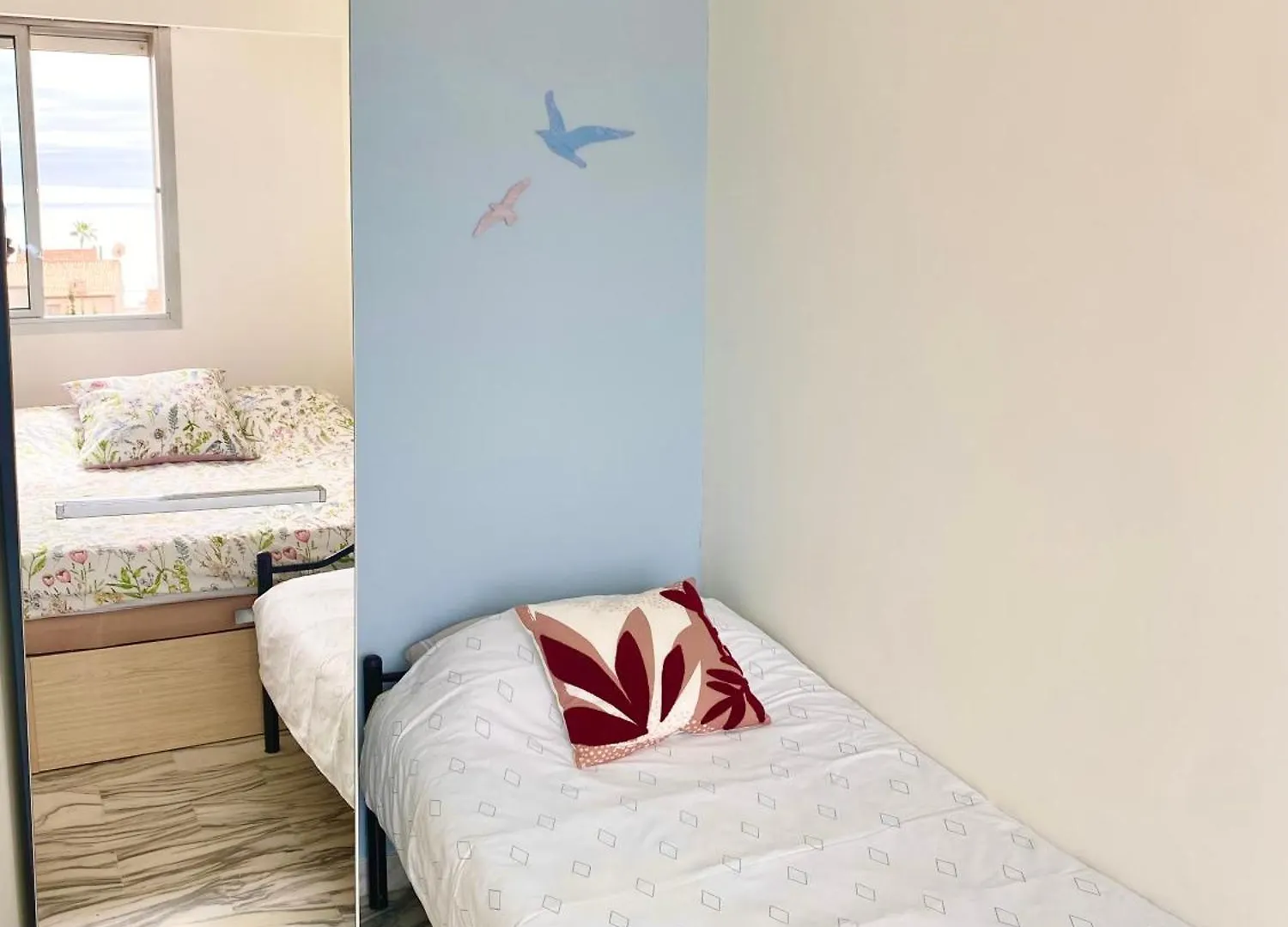 2 Room Flat With Sea View, Private Parking, Swimming Pool, And Ac Cagnes-sur-Mer Apartment